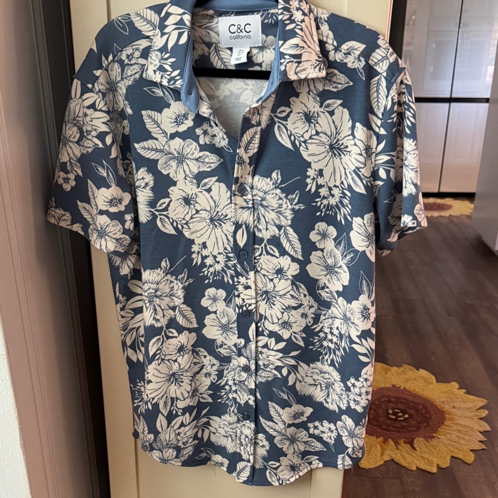 C&C California Blue and White Floral Camp Shirt